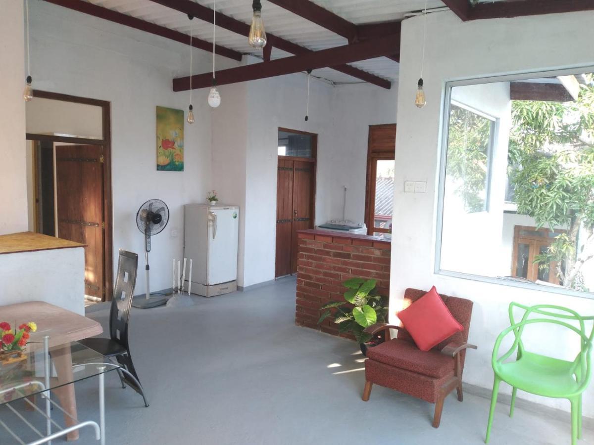 Sun Hill Home เวลิกามา ภายนอก รูปภาพ