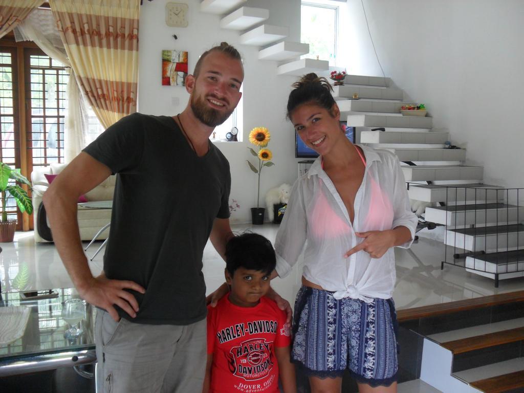 Sun Hill Home เวลิกามา ภายนอก รูปภาพ